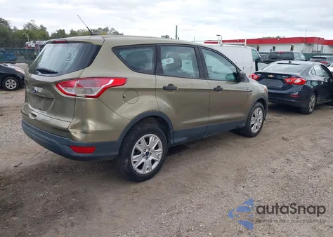 2013 Ford Escape S z USA, uszkodzony, nr VIN 1FMCU0F75DUD80050